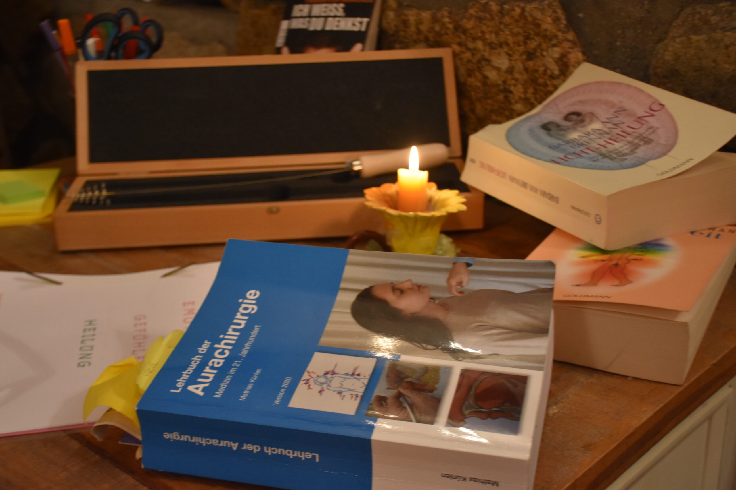 DSC_0340 Lernbuch AuraChirurgie, Bioresonanz, Geistheilung, Kerze